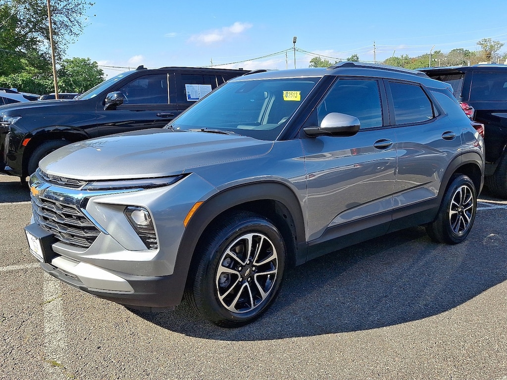 Used 2024 Chevrolet Trailblazer LT SUV